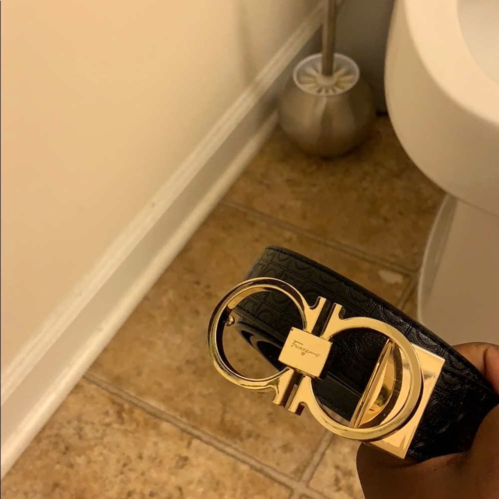 Salvatore Ferragamo belt